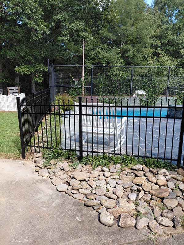 Residential Aluminum Fencing