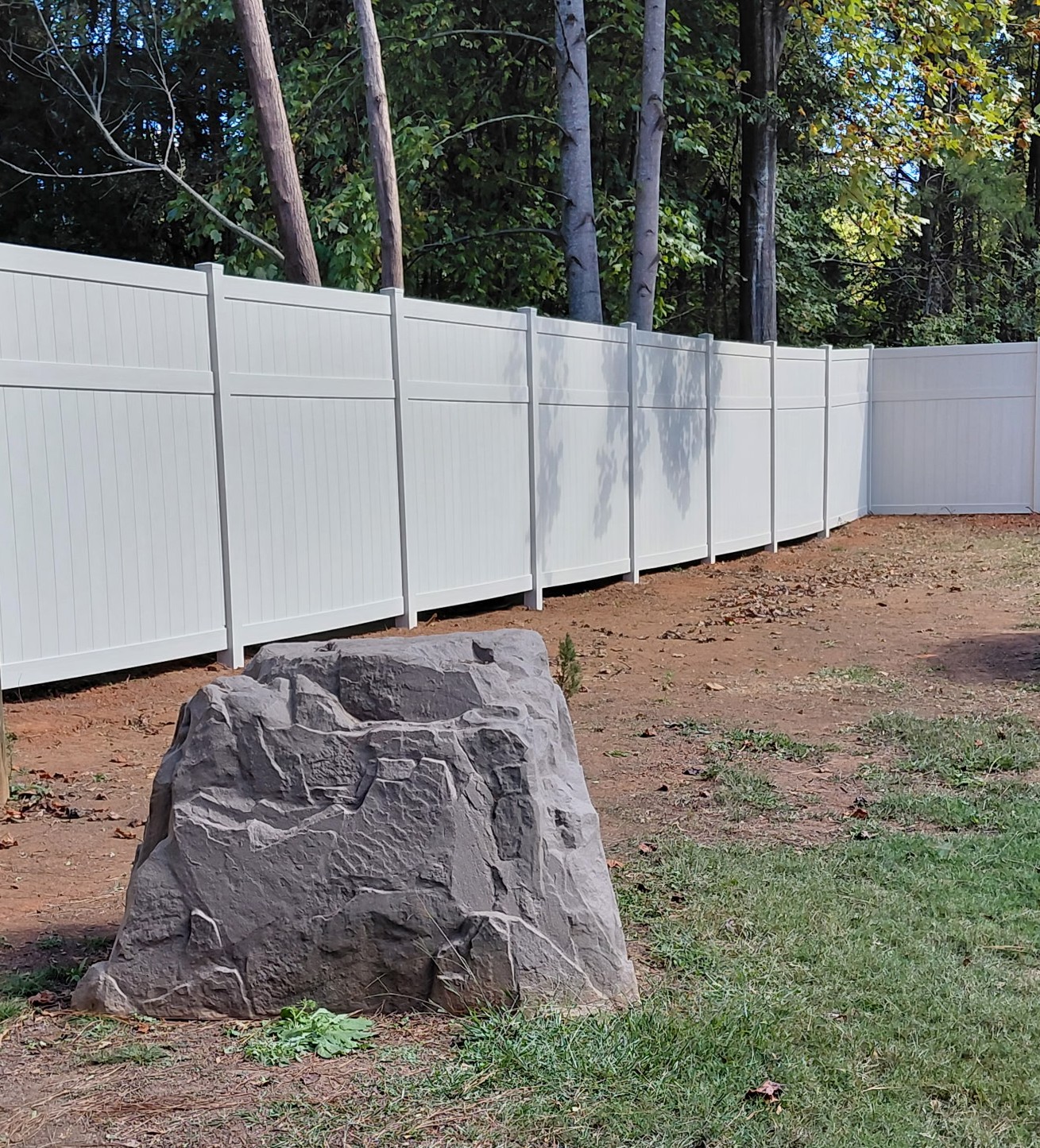 Gallery Vinyl Fence Install 2 2 1781616804 Jpeg